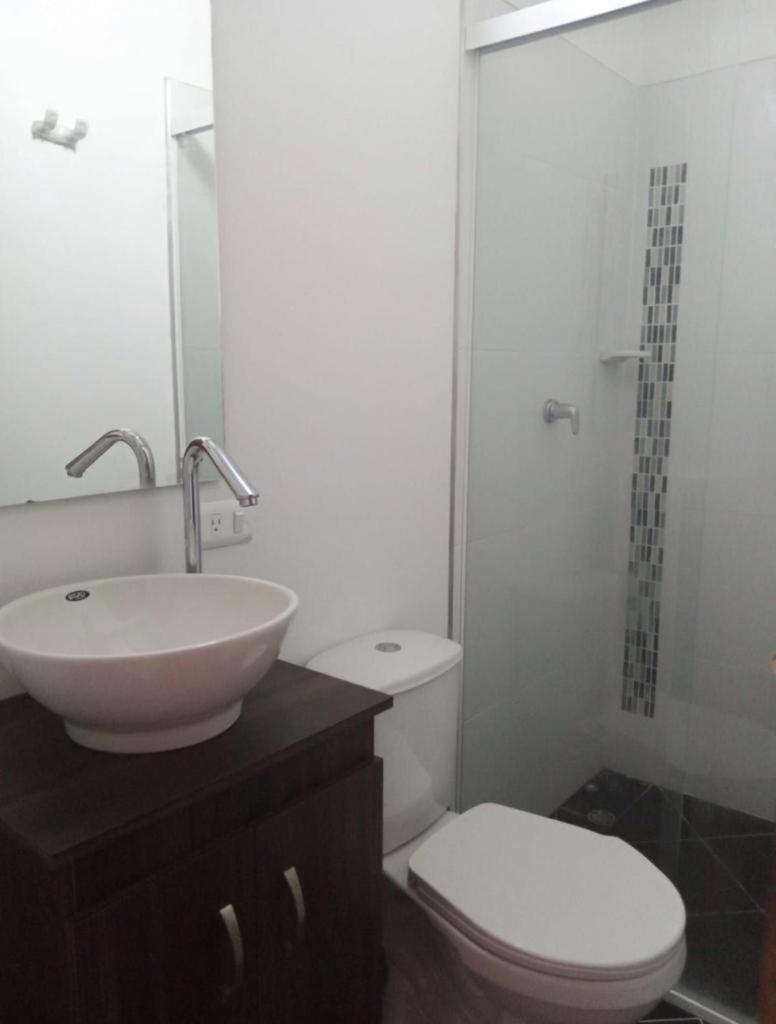 Vip Apartasuites Rosales 麦德林 外观 照片