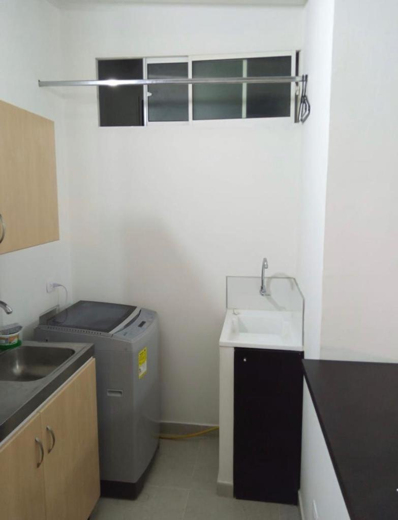 Vip Apartasuites Rosales 麦德林 外观 照片