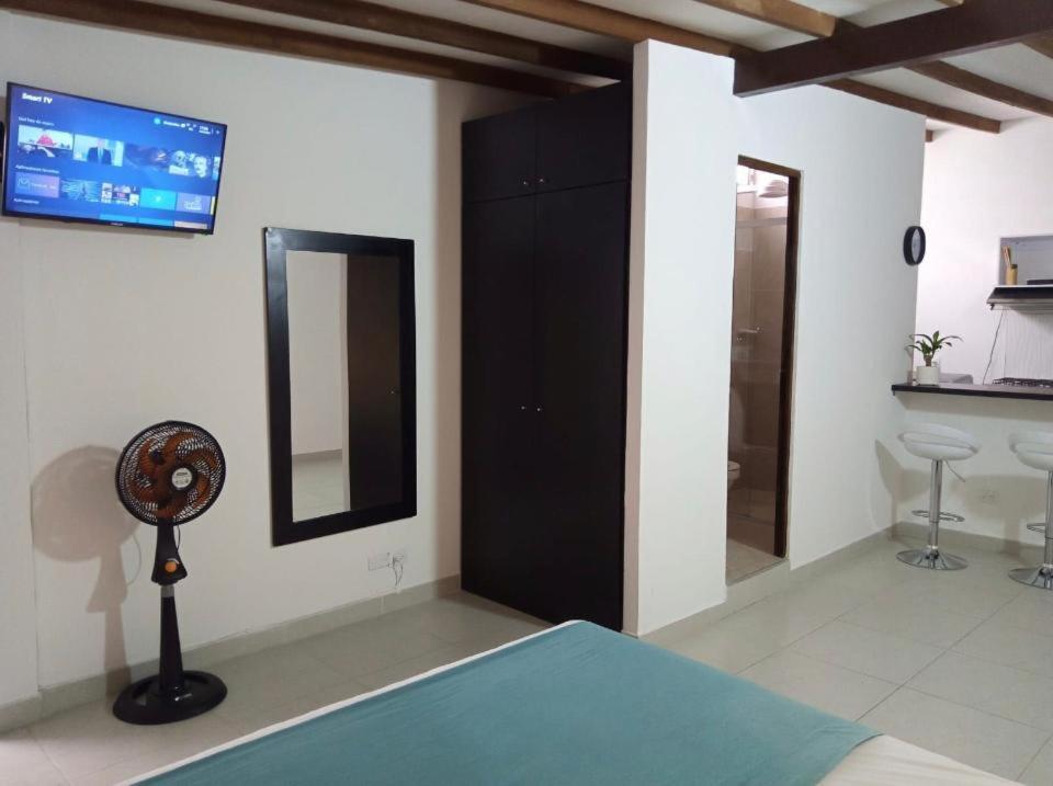 Vip Apartasuites Rosales 麦德林 外观 照片